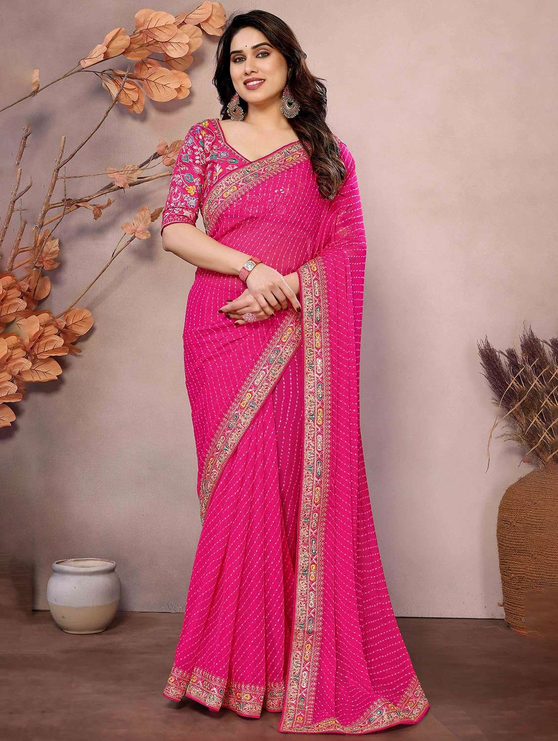 women leheriya printed bordered saree with blouse