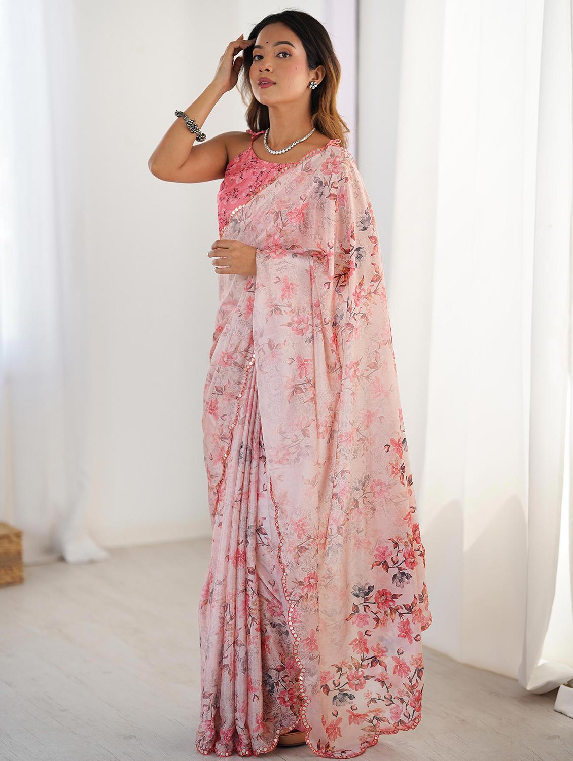 women printed casual wear saree with blouse - 22047961 - Zoom Image - 0