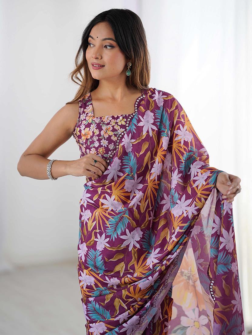 women printed casual wear saree with blouse - 22047963 - Standard Image - 3