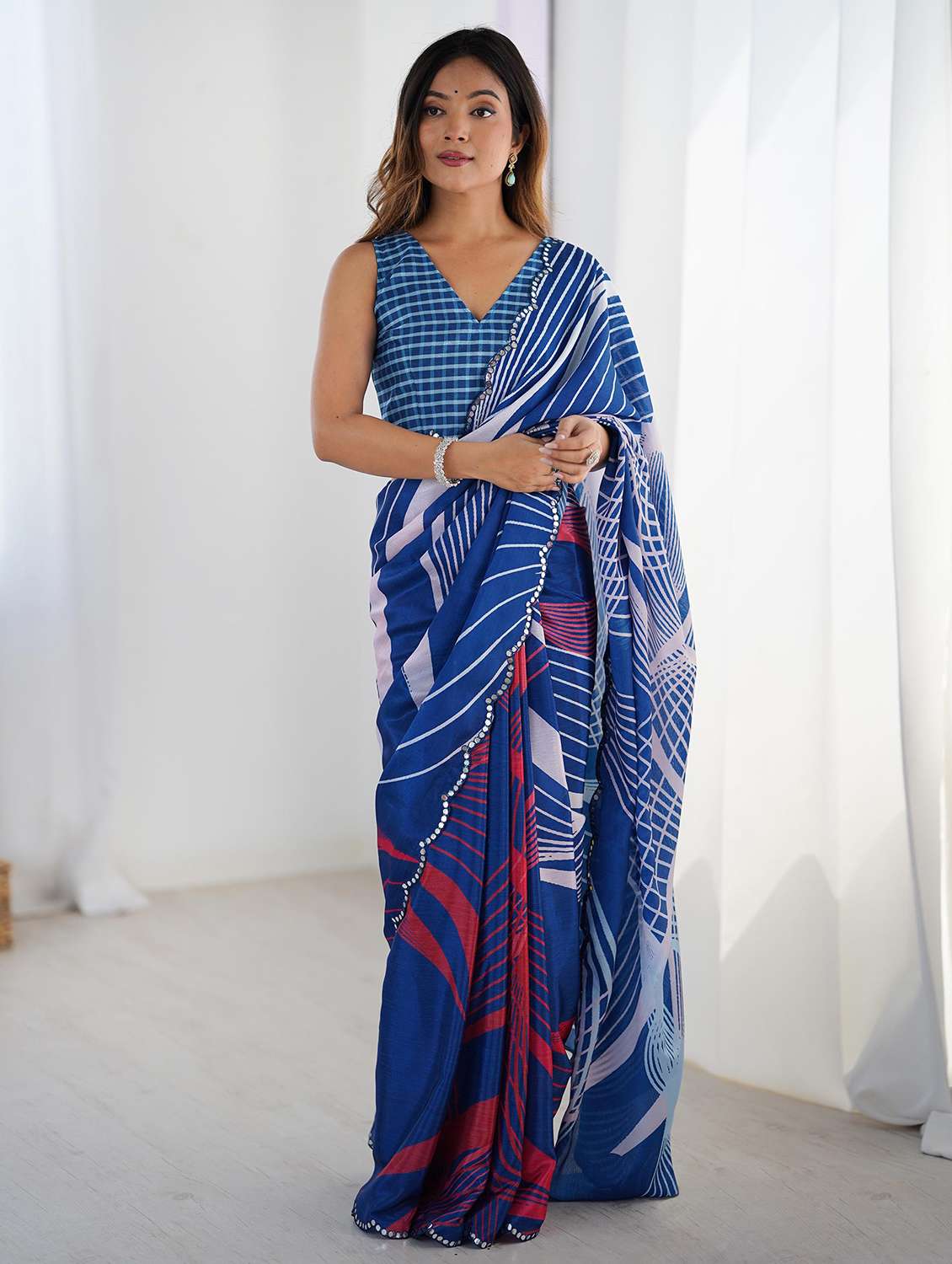 women printed casual wear saree with blouse