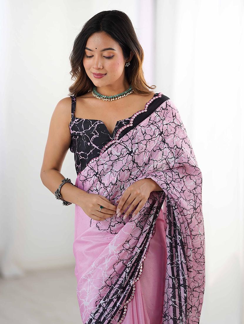 women printed casual wear saree with blouse - 22047982 - Standard Image - 3