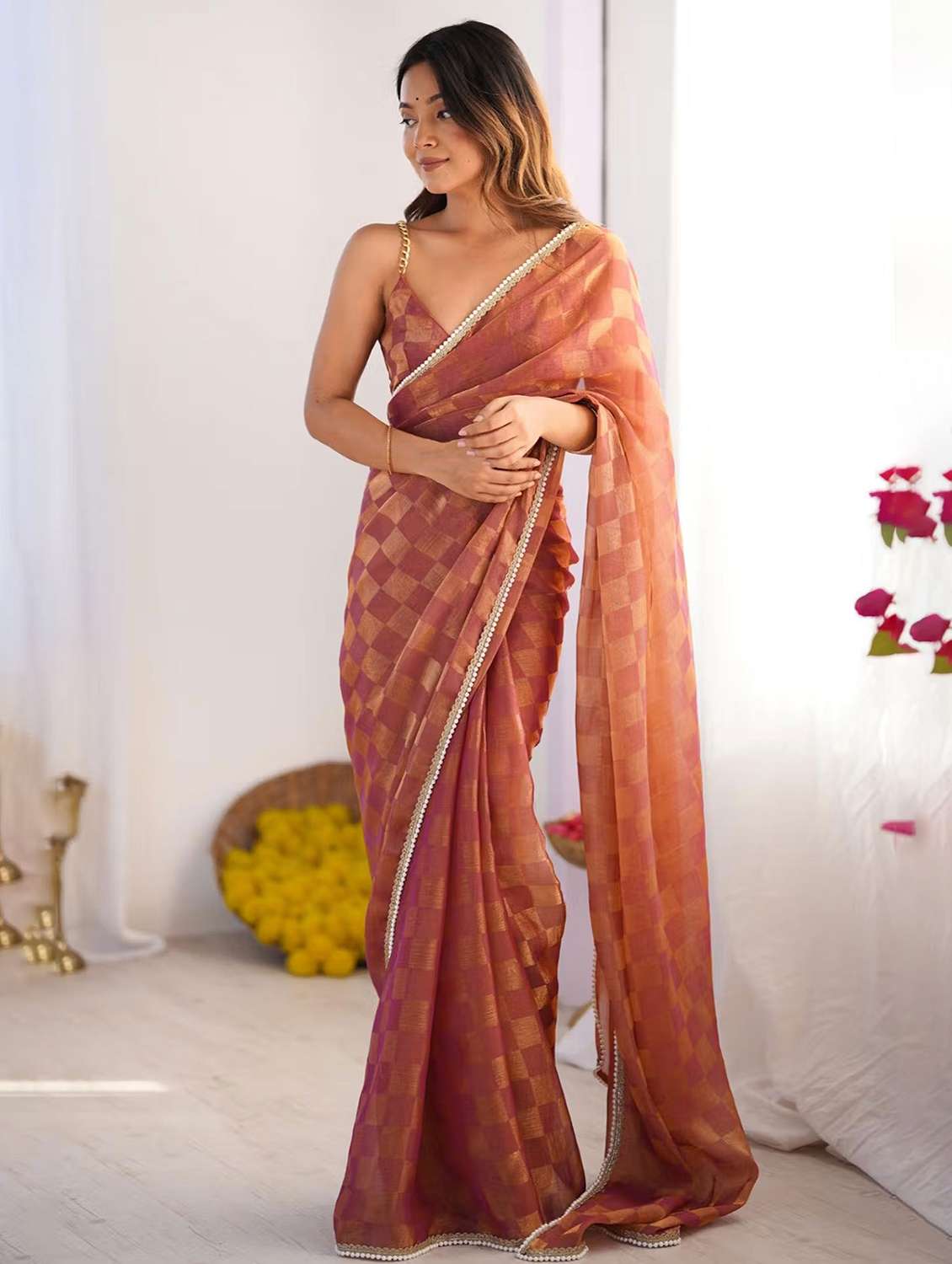 women checkered printed saree with blouse - 22048022 -  Zoom Image - 0