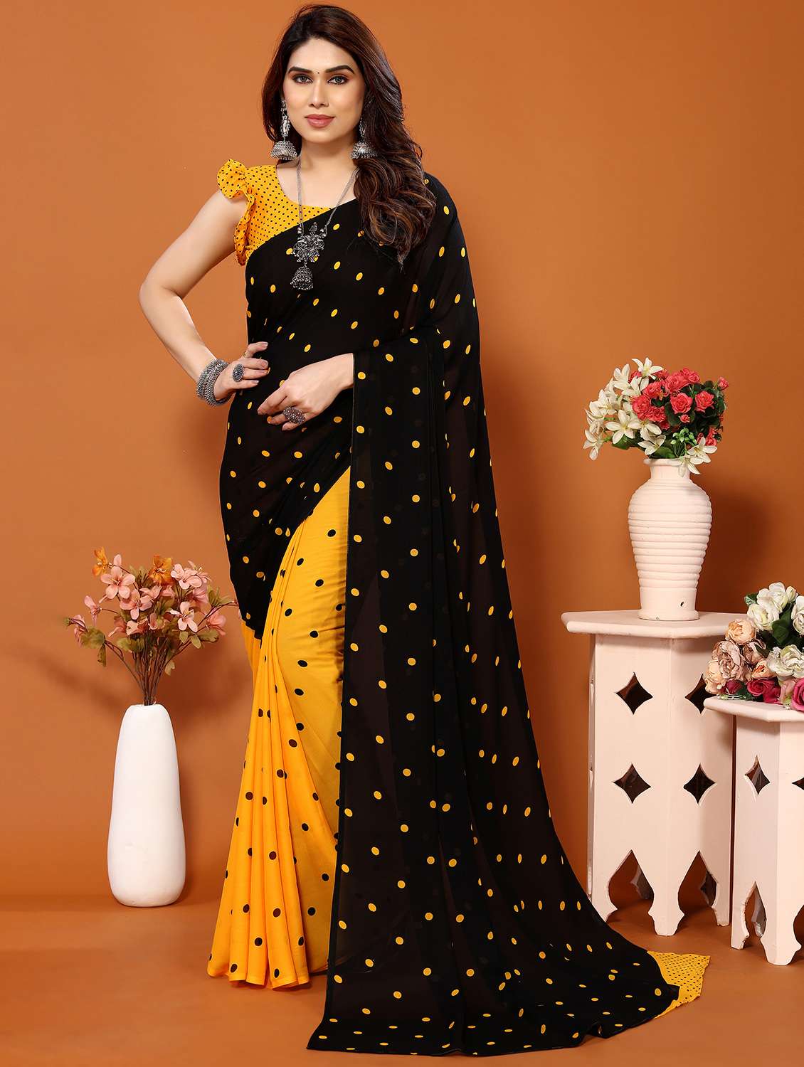 women printed casual wear saree with blouse