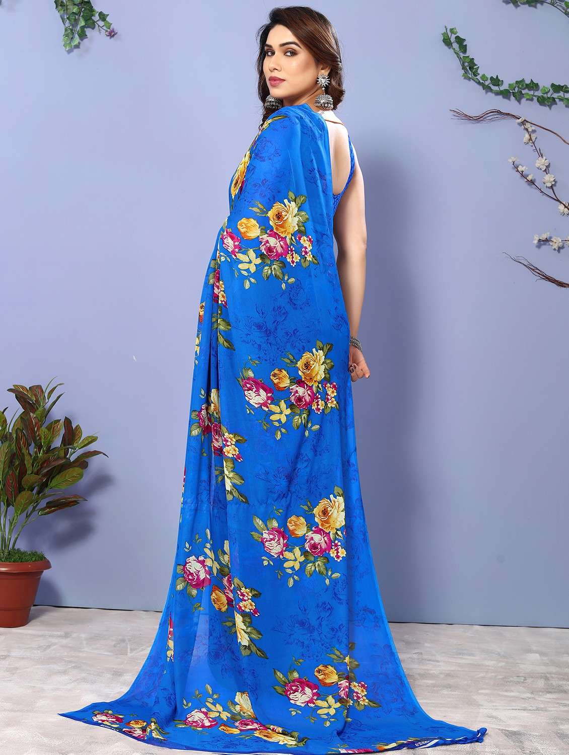 women printed casual wear saree with blouse - 22048647 -  Standard Image - 3