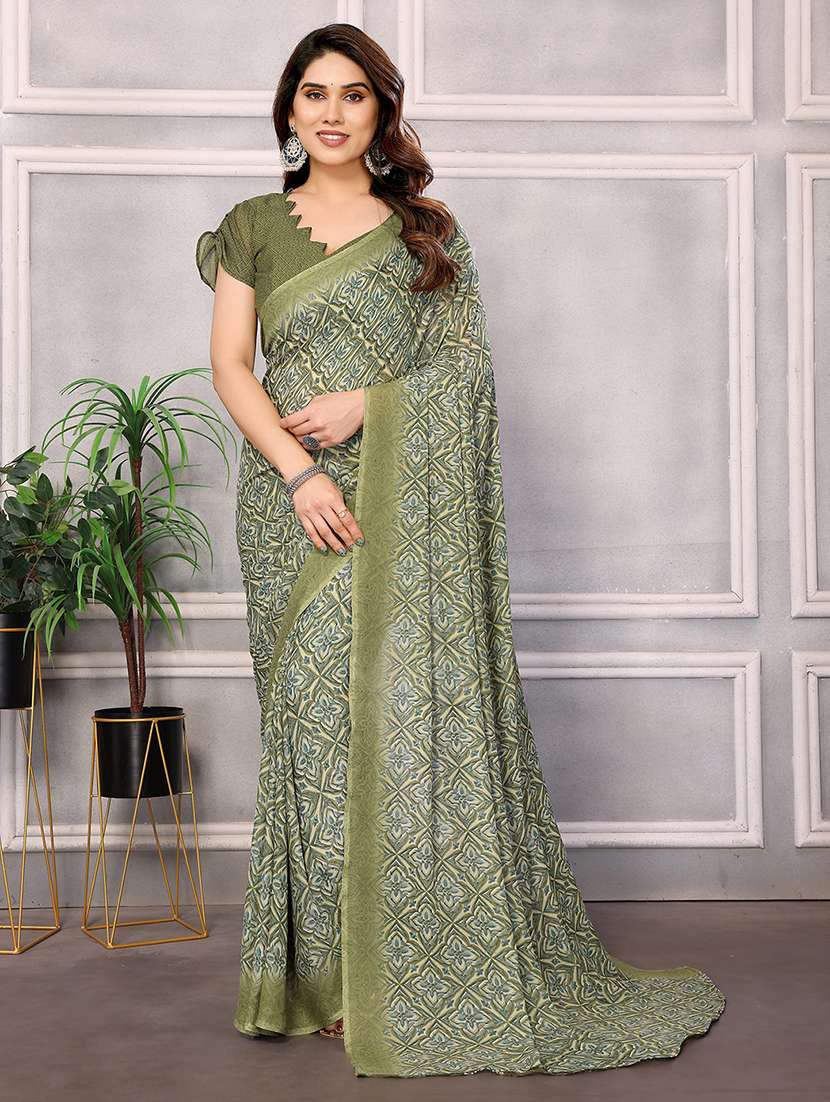 women printed casual wear saree with blouse