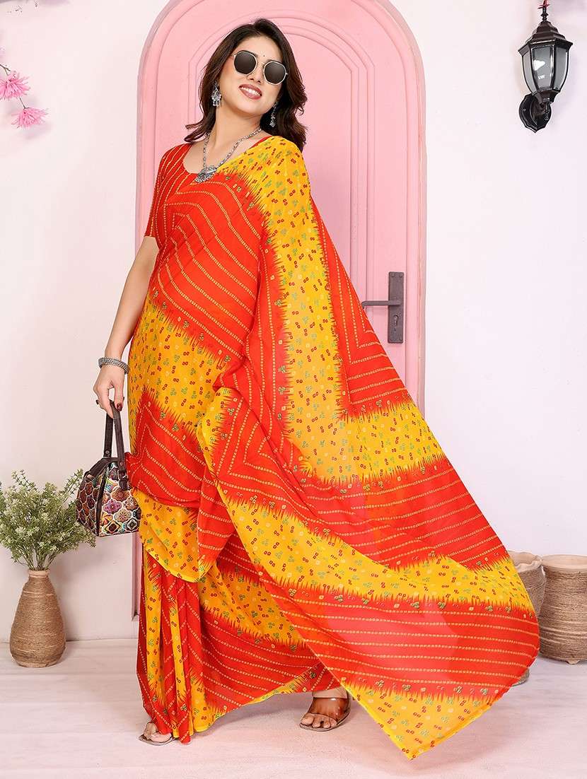 women printed casual wear saree with blouse - 22048815 -  Standard Image - 3