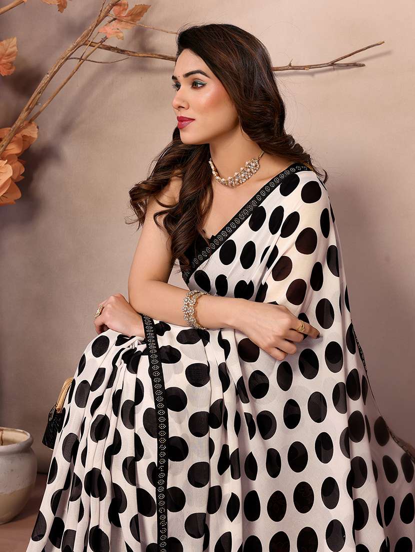 women printed casual wear saree with blouse - 22048844 - Standard Image - 3