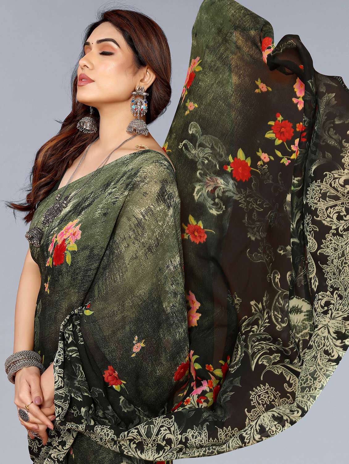women printed casual wear saree with blouse - 22049016 -  Standard Image - 5