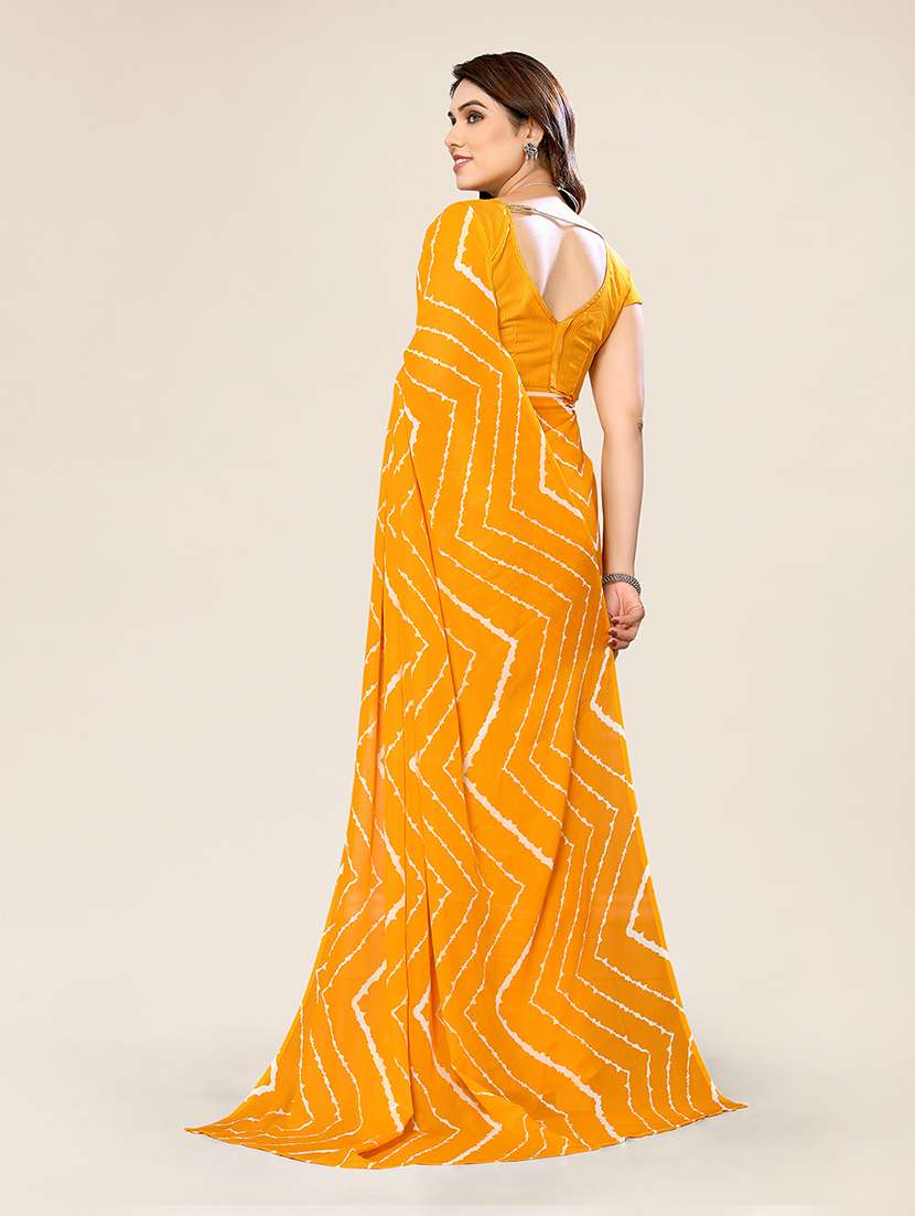 women printed casual wear saree with blouse - 22049393 -  Standard Image - 3