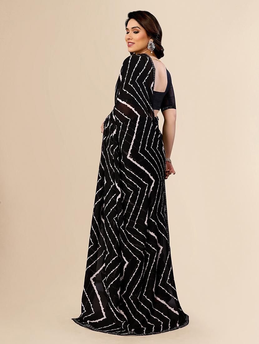 women printed casual wear saree with blouse - 22049575 - Standard Image - 3