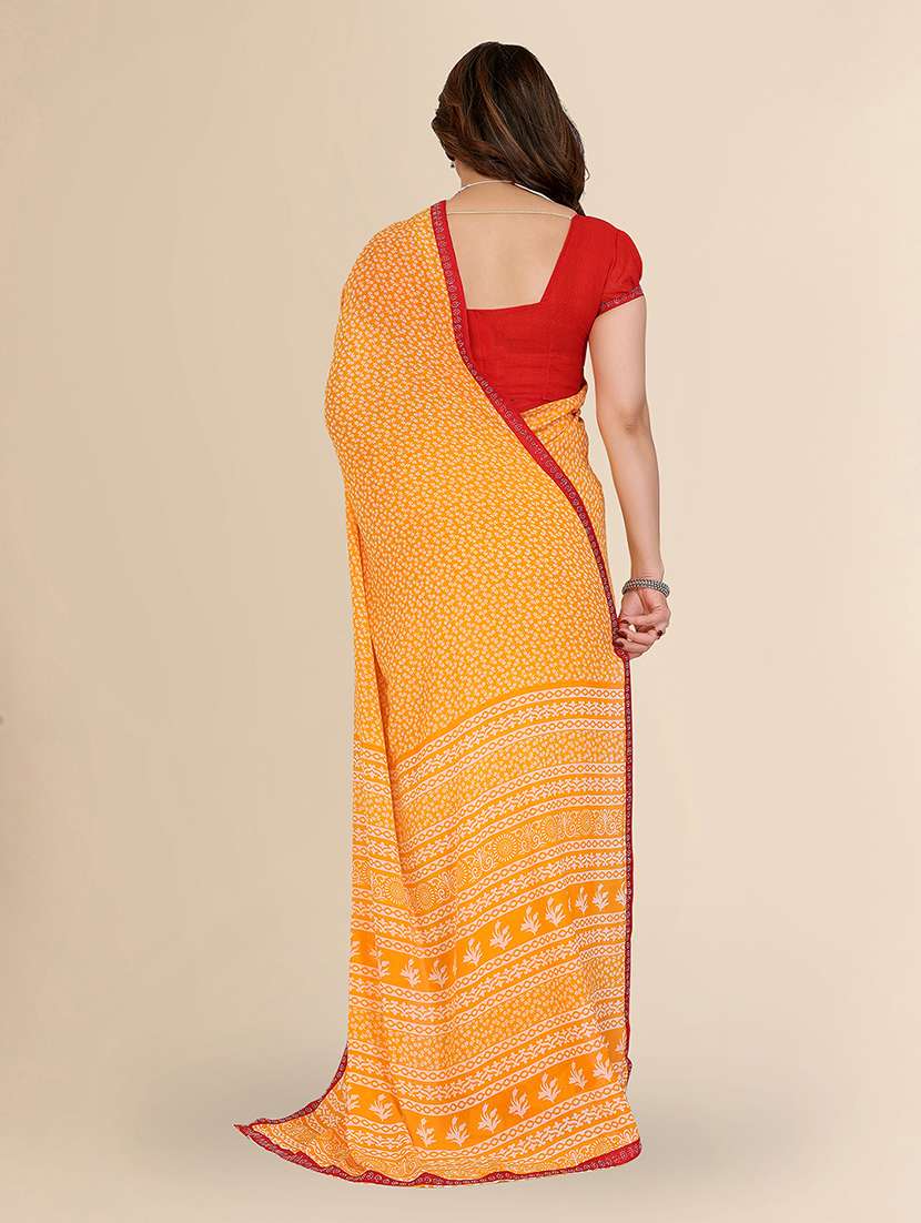 women printed casual wear saree with blouse - 22049603 - Standard Image - 3