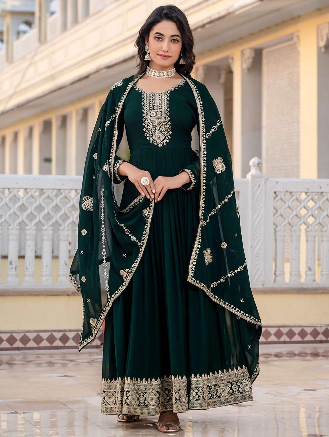 women embroidered long sleeve kurta dupatta set - 22051753 -  Zoom Image - 0
