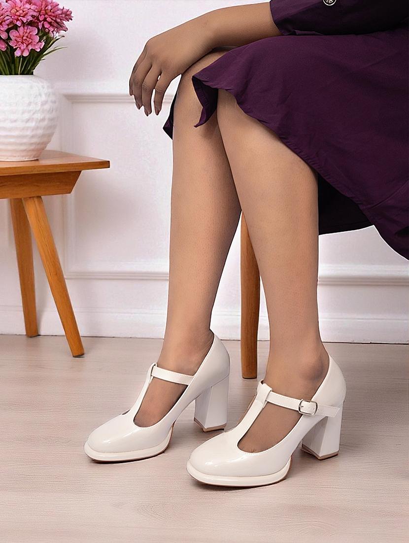 women solid block heel sandal