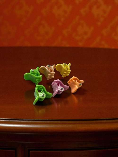 pack of multicolored rubber bands and clutchers - 22052003 - Standard Image - 0