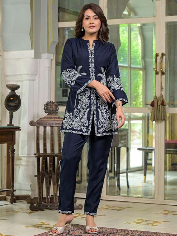 women long sleeve regular fit ethnic co-ord set