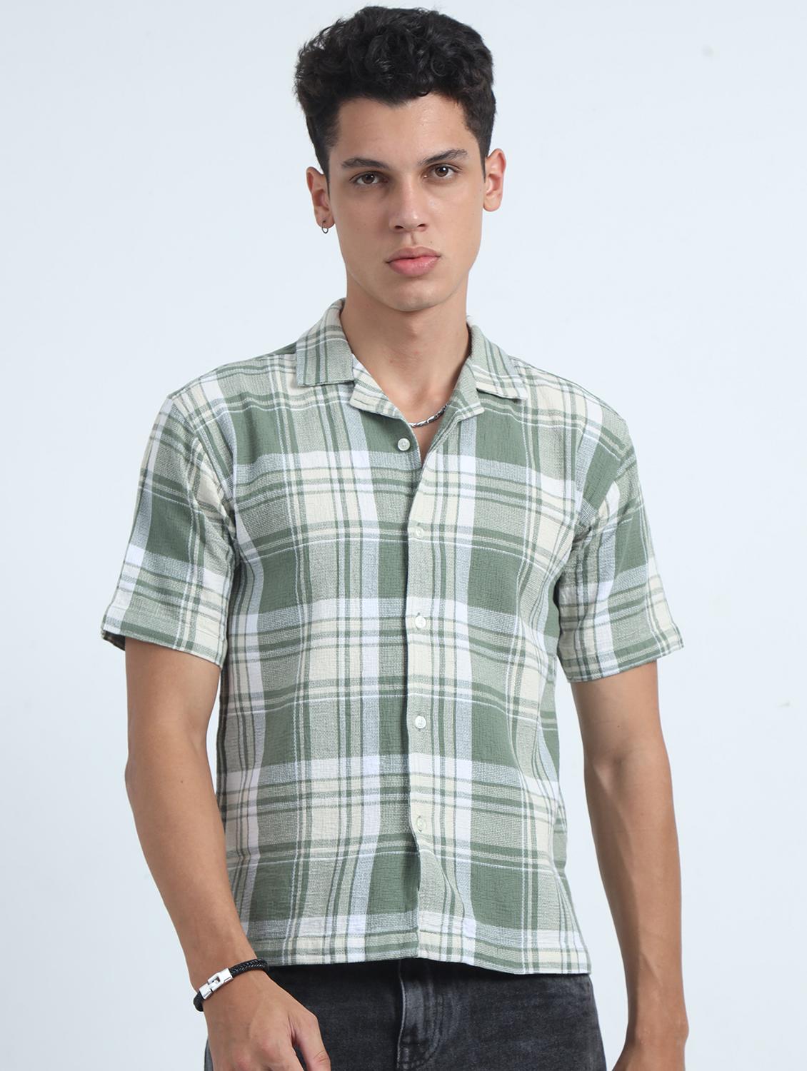 men checkered collared short sleeve regular fit shirt - 22052223 - Zoom Image - 0