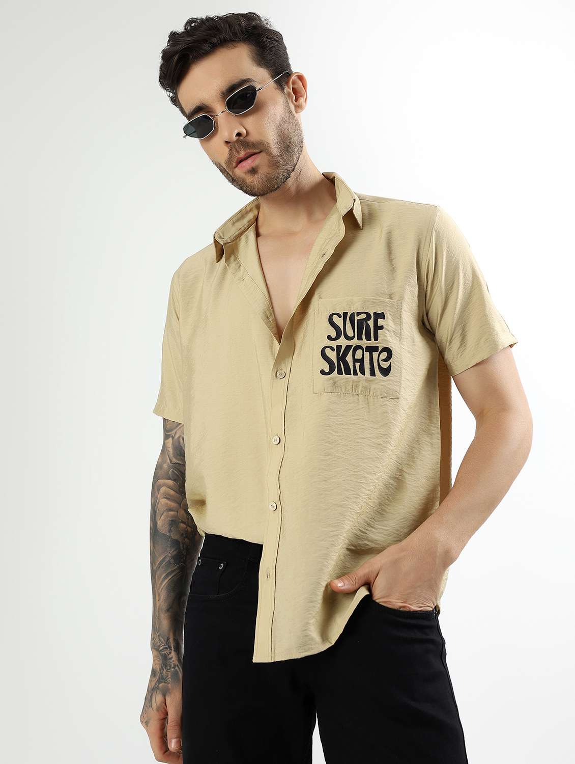 men placement print short sleeve regular fit casual shirt
