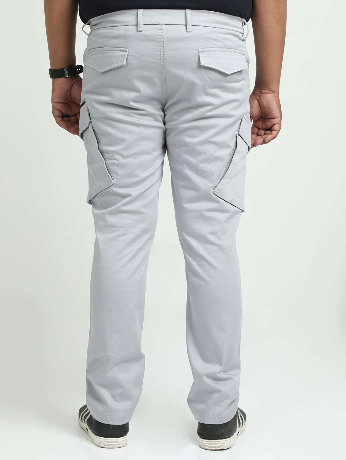 men solid mid rise regular fit cargo - 22052367 -  Standard Image - 3