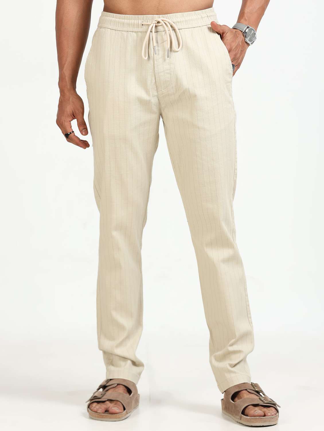 men solid mid rise straight fit chinos  - 22052406 -  Zoom Image - 0