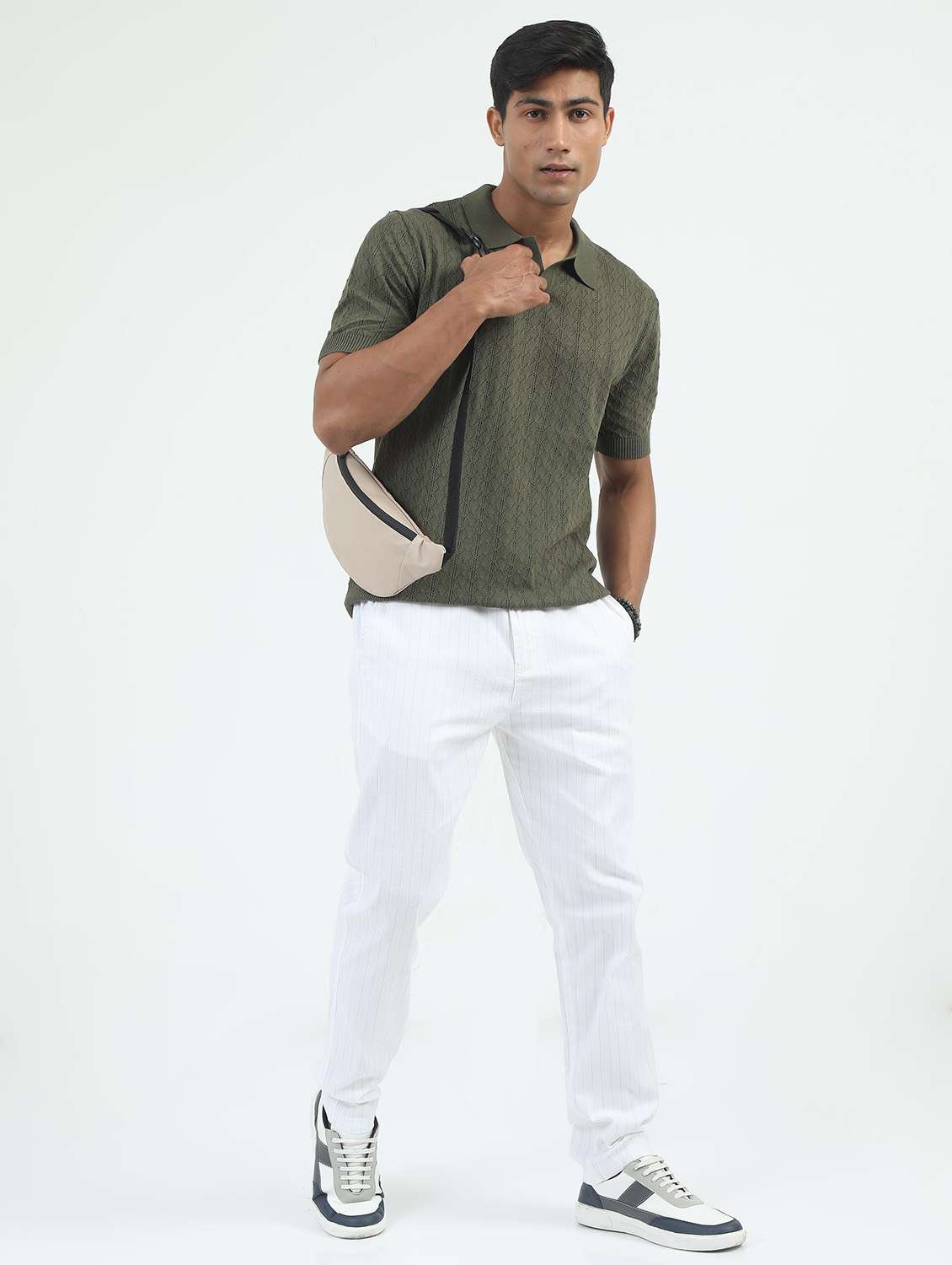 men solid mid rise straight fit chinos  - 22052407 -  Standard Image - 3