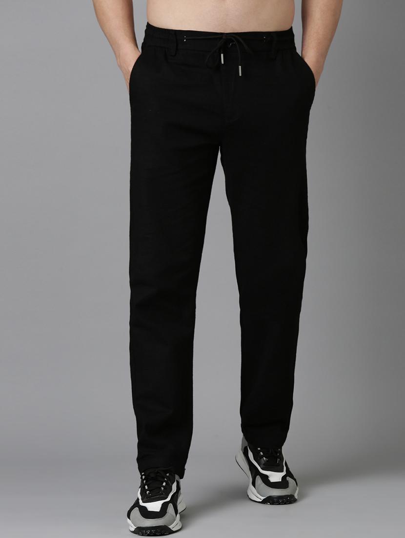 men solid mid rise straight fit chinos - 22052409 - Zoom Image - 0