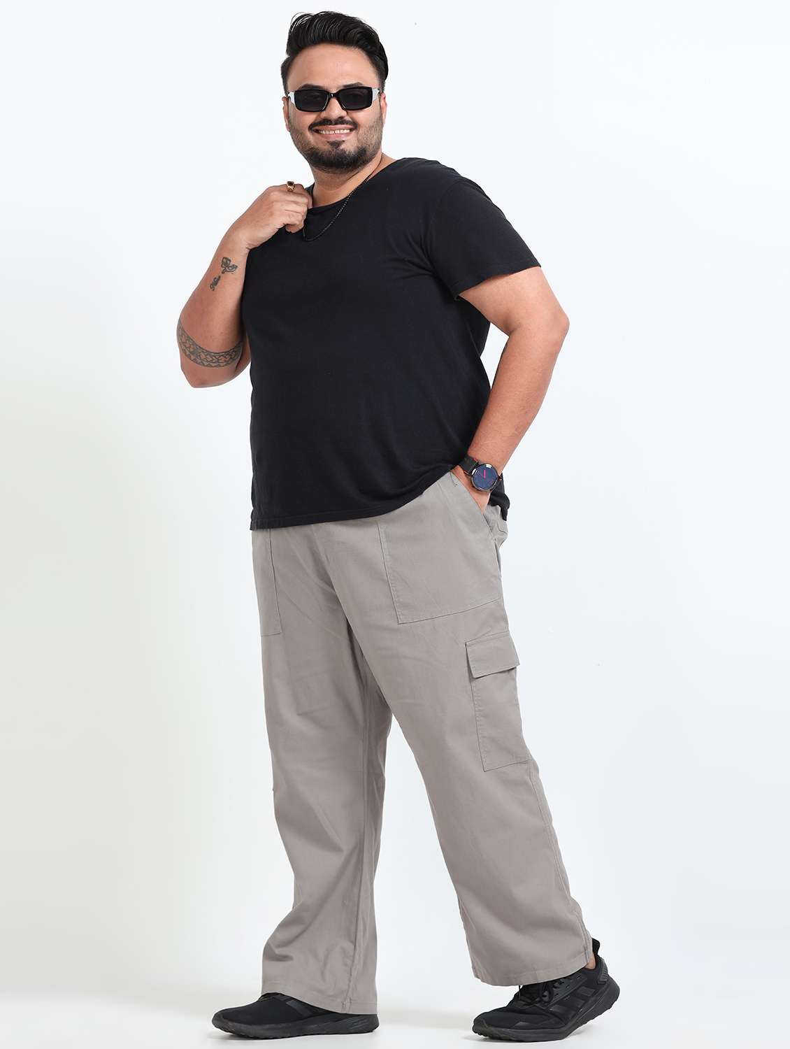 men plus size solid mid rise cargo - 22052446 - Standard Image - 3