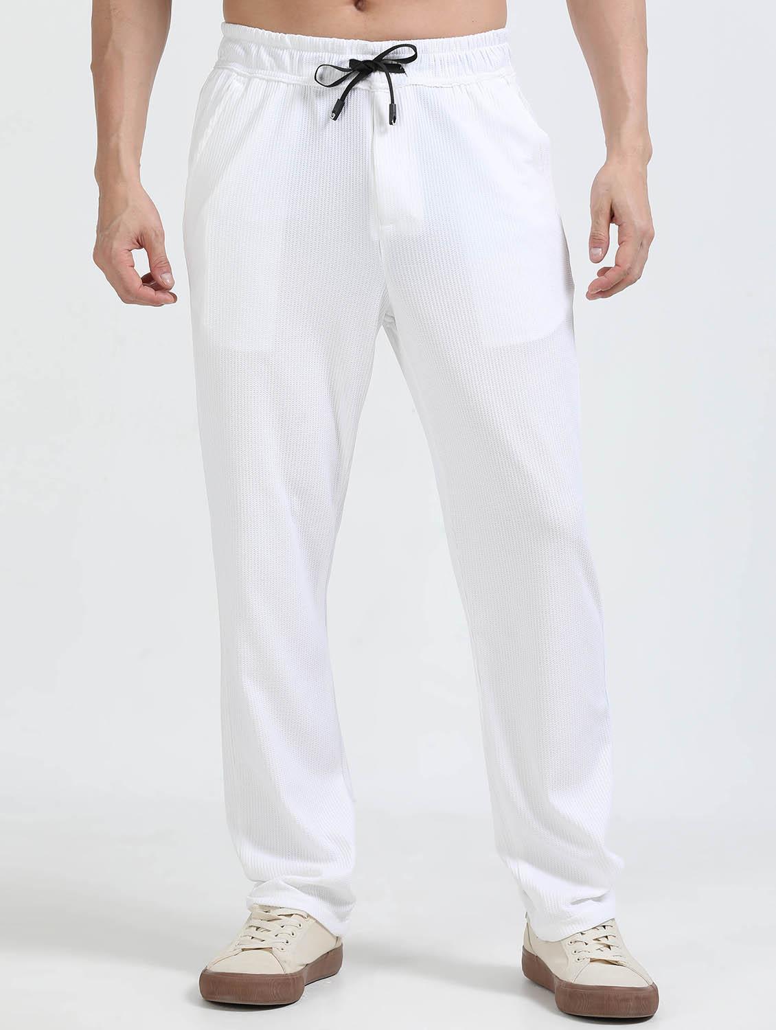 men solid mid rise straight fit chinos