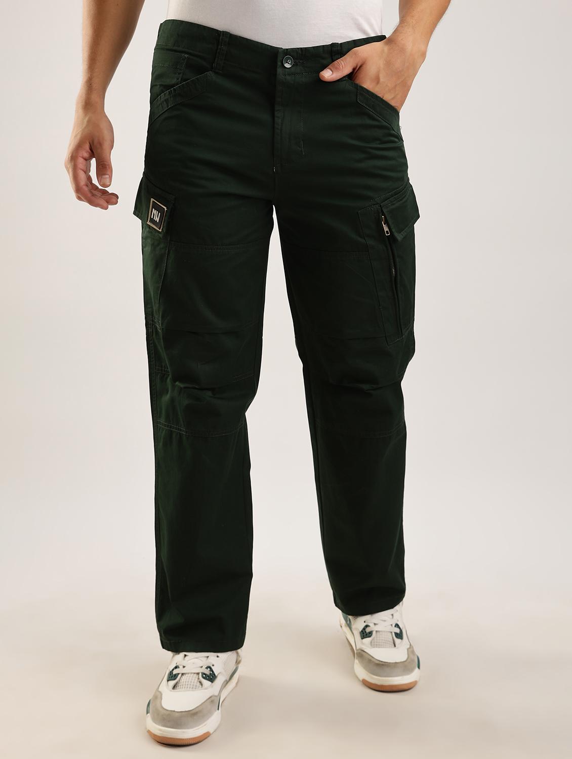  men solid mid rise regular fit cargo
