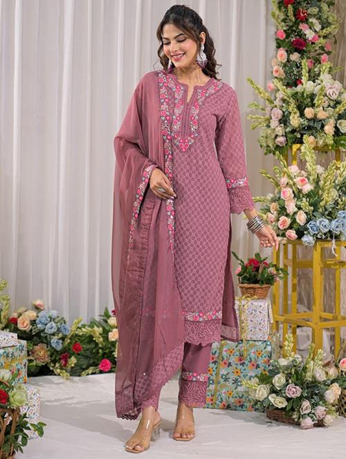 women three quarter sleeve kurta pant with dupatta set - 22052712 - Standard Image - 0