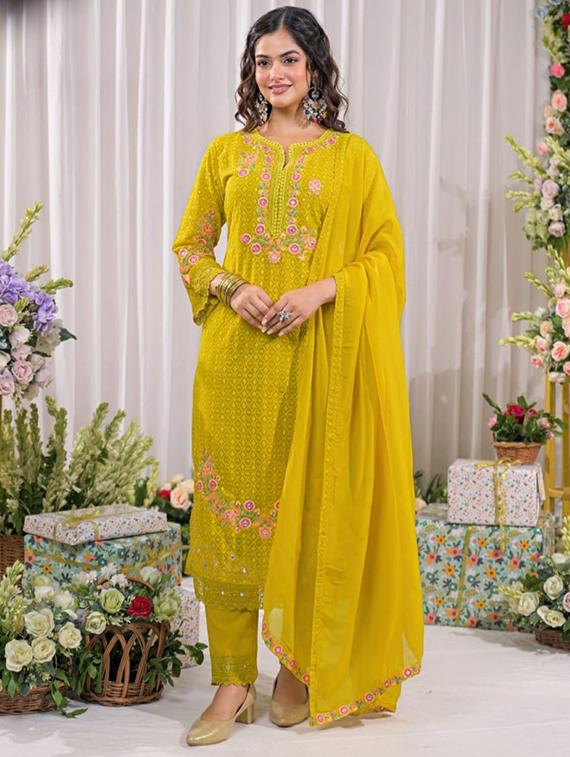 women three quarter sleeve kurta pant with dupatta set - 22052713 - Zoom Image - 0