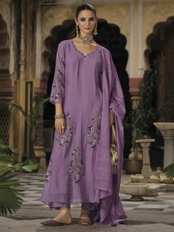 women three quarter sleeve kurta pant with dupatta set