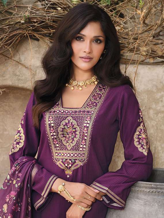 Women Embroidered Long Sleeve Kurta Pant With Dupatta Set