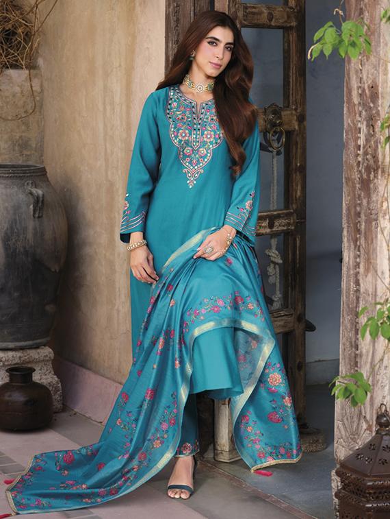 women embroidered long sleeve kurta pant with dupatta set - 22052739 - Zoom Image - 0