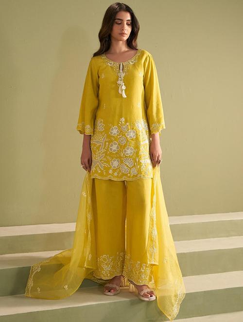 women three quarter sleeve kurta palazzo with dupatta set - 22052745 - Standard Image - 0