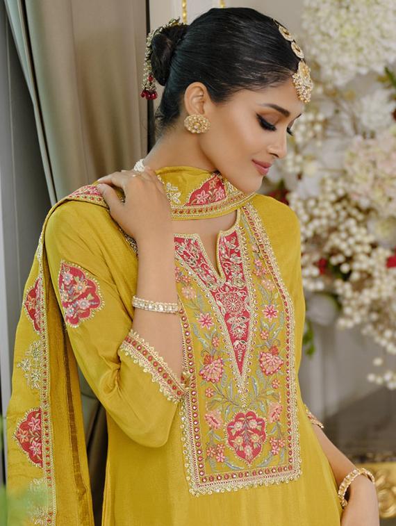 women three quarter sleeve kurta sharara with dupatta set - 22052758 - Standard Image - 5