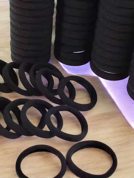 set of black solid rubber bands - 22052884 - Zoom Image - 0