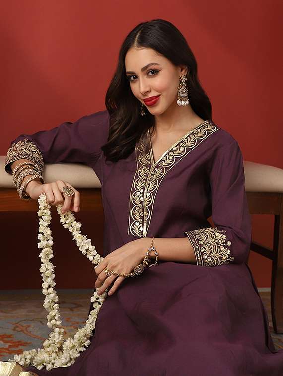 globus women purple zari embroidered v-neck panelled anarkali kurta & wide leg pants festive set - 22052919 -  Standard Image - 3