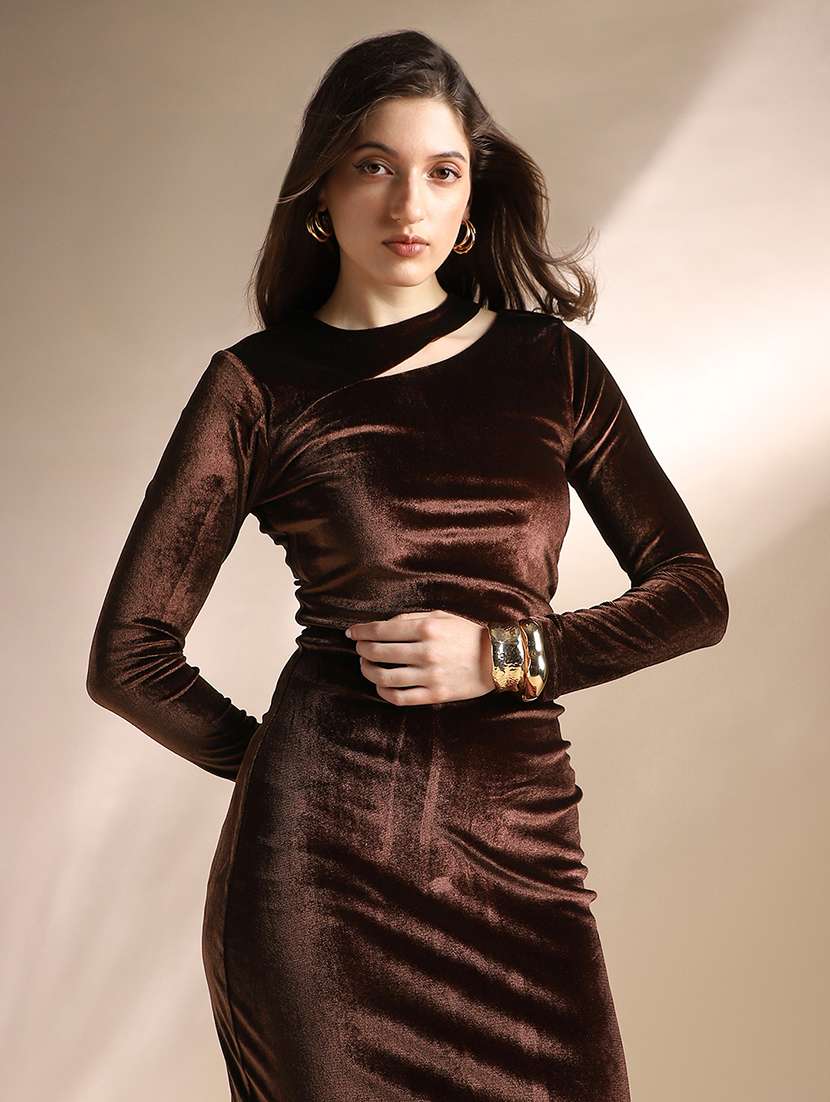 globus women brown round neck long sleeves cut-out detail velvet bodycon party dress - 22052958 -  Standard Image - 3
