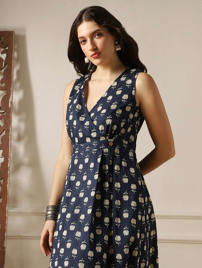 globus women navy blue floral print wrap v-neck smocked detail fit & flared midi dress  - 22052991 -  Standard Image - 3