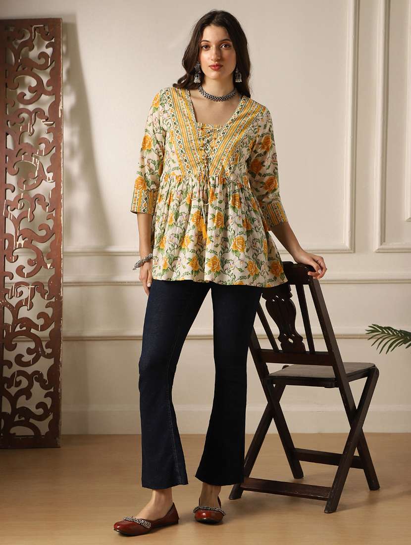 globus women yellow v-neck floral print tie-up tassel detail gathered top - 22053003 -  Standard Image - 3