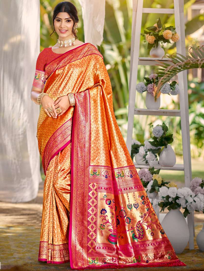 women self design kanjivaram saree with blouse