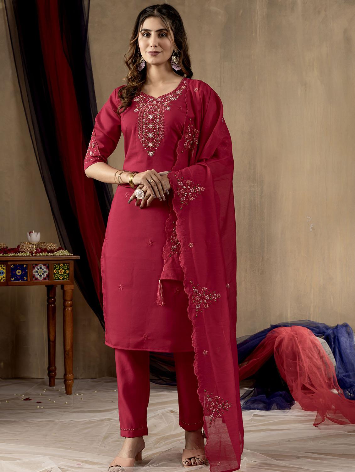 women embroidered three quarter sleeve kurta pant with dupatta set