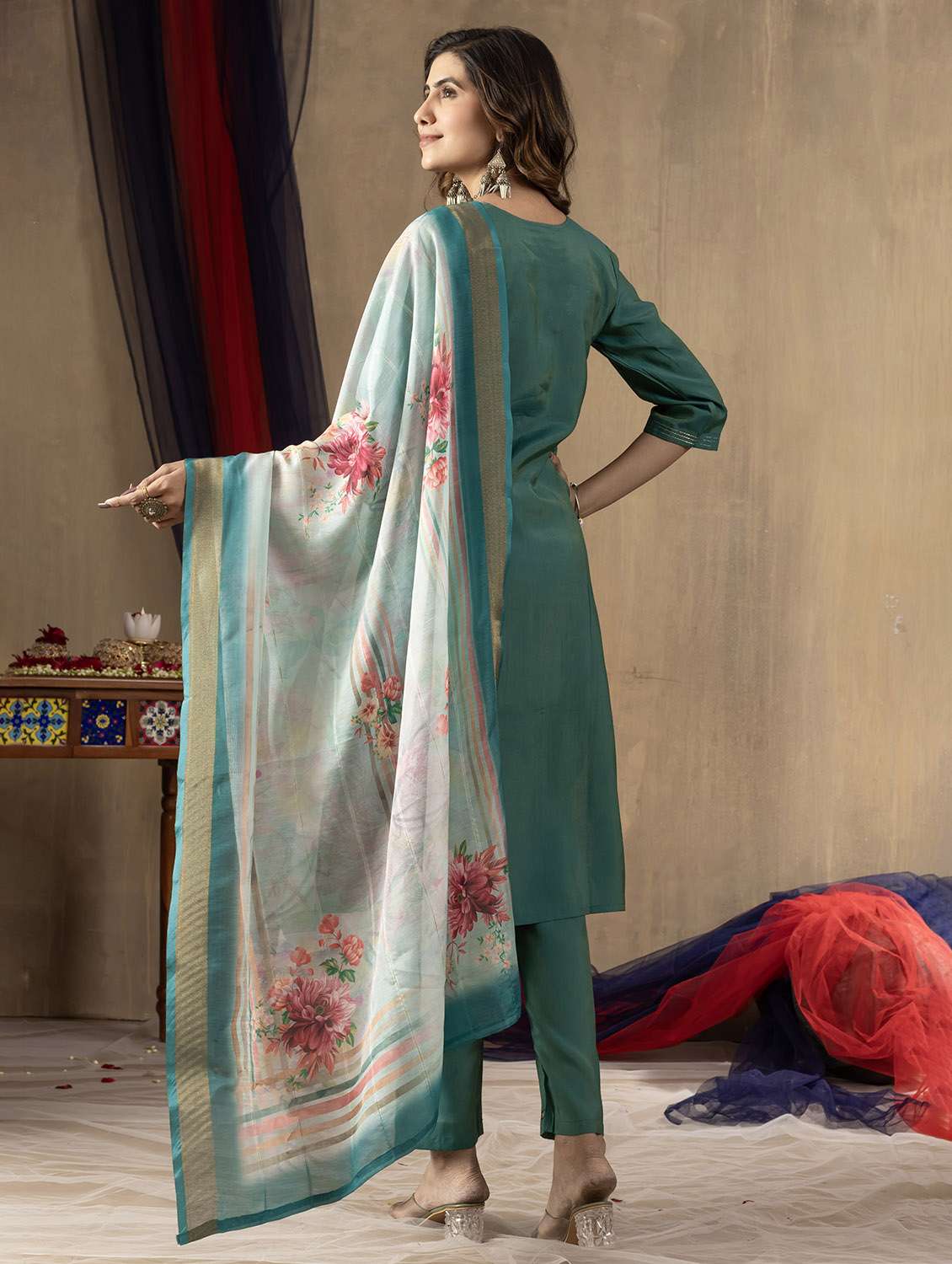 women embroidered three quarter sleeve kurta pant with dupatta set - 22053751 - Standard Image - 3