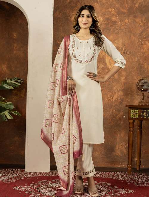 women embroidered three quarter sleeve kurta pant with dupatta set - 22053764 - Standard Image - 0