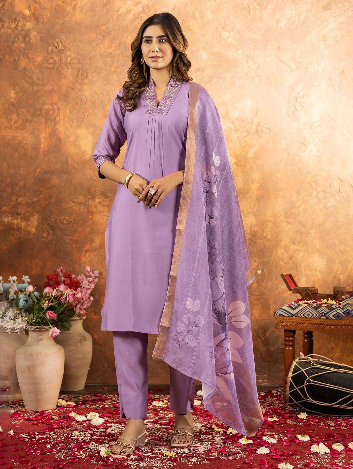 women embroidered three quarter sleeve kurta pant with dupatta set