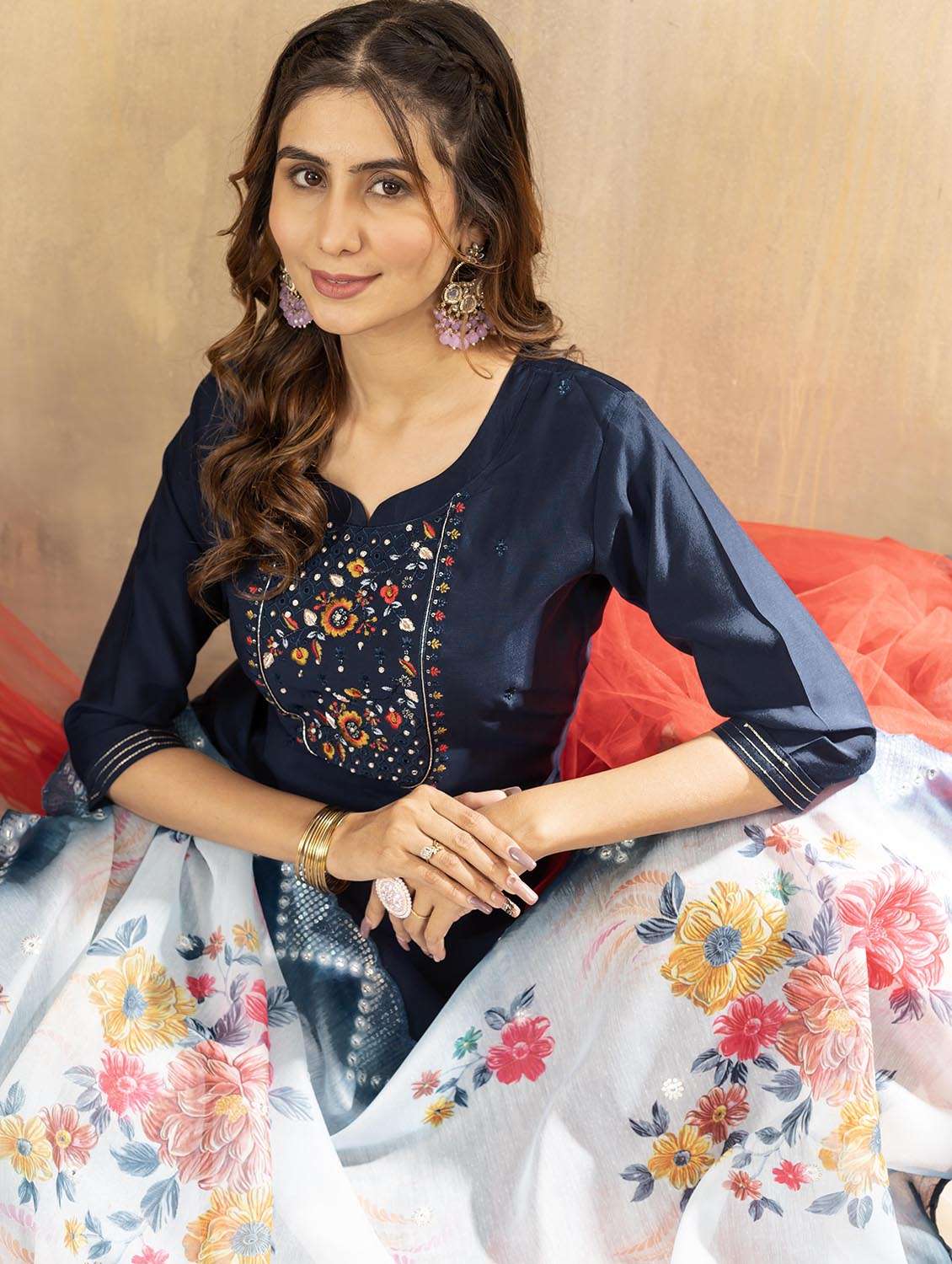 women embroidered three quarter sleeve kurta pant with dupatta set - 22053773 - Standard Image - 5