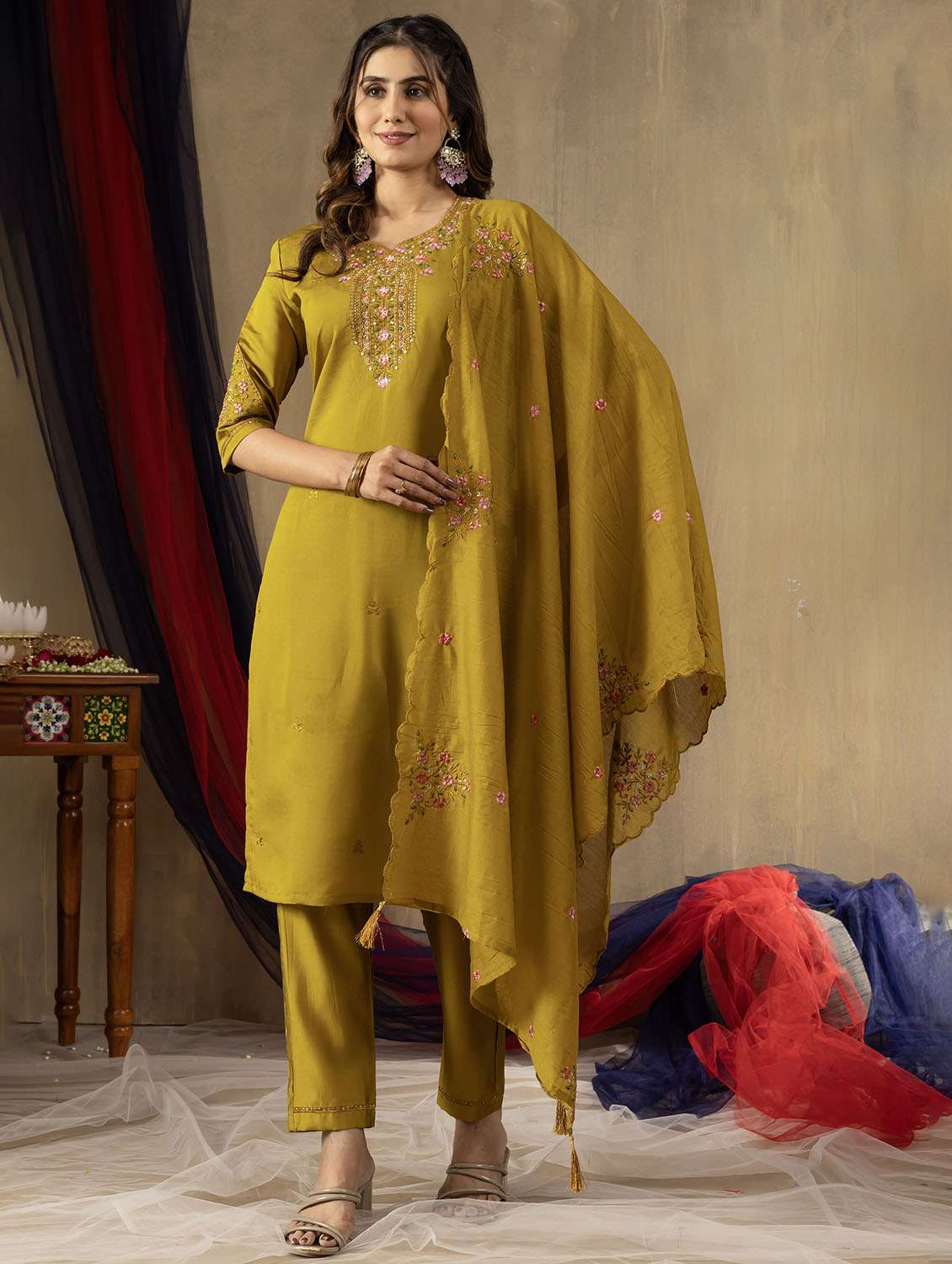 women embroidered three quarter sleeve kurta pant with dupatta set