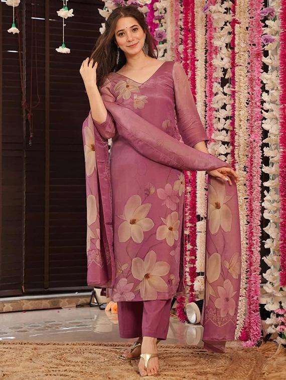 women floral three quarter sleeve kurta pant with dupatta set - 22053792 -  Standard Image - 3
