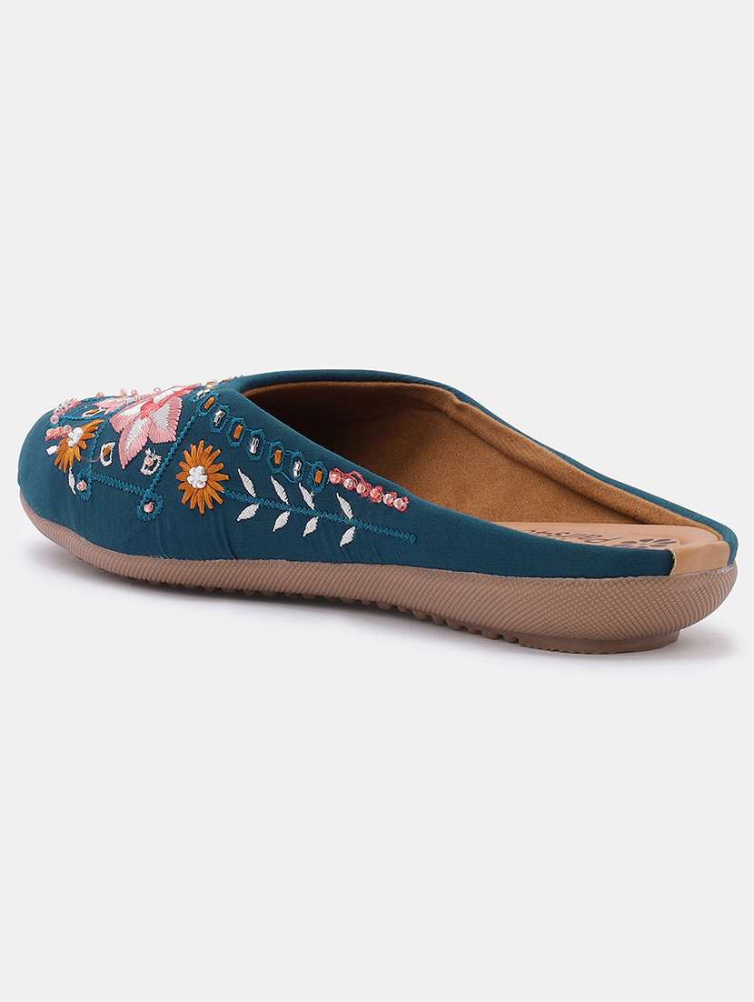 women embroidered slip on juti - 22053830 - Standard Image - 3
