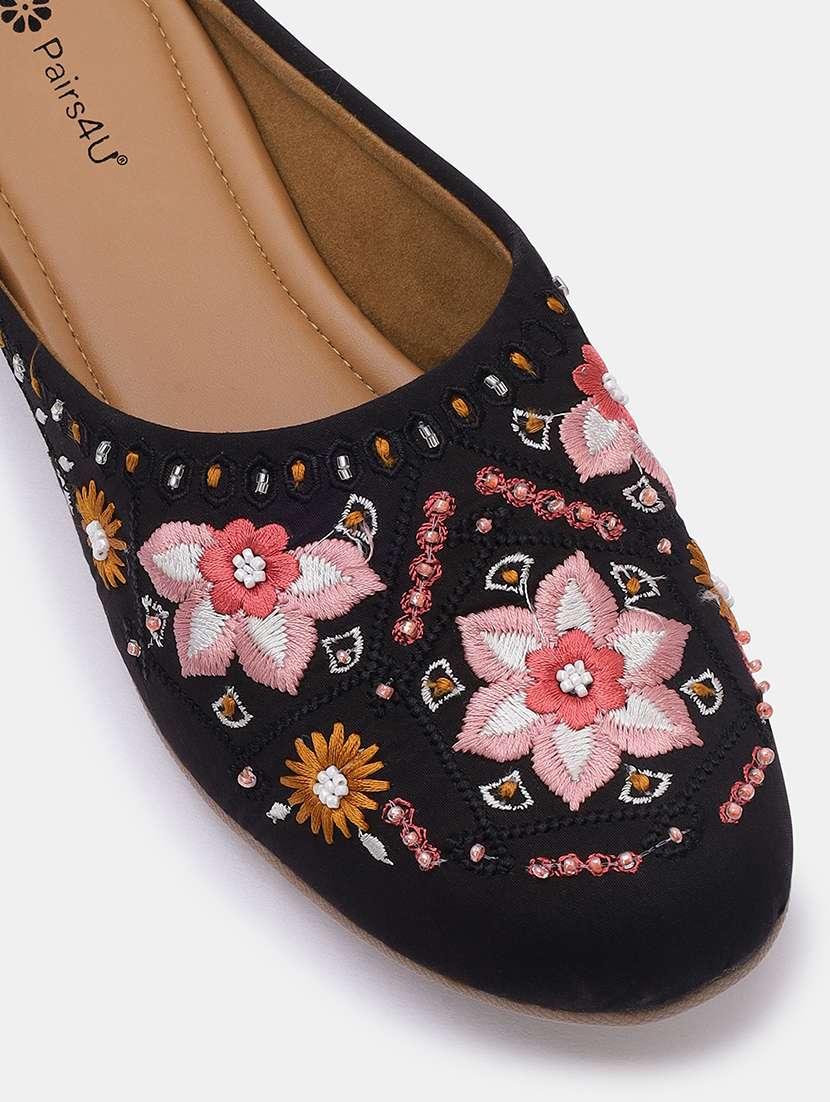 women embroidered slip on juti - 22053831 - Standard Image - 5